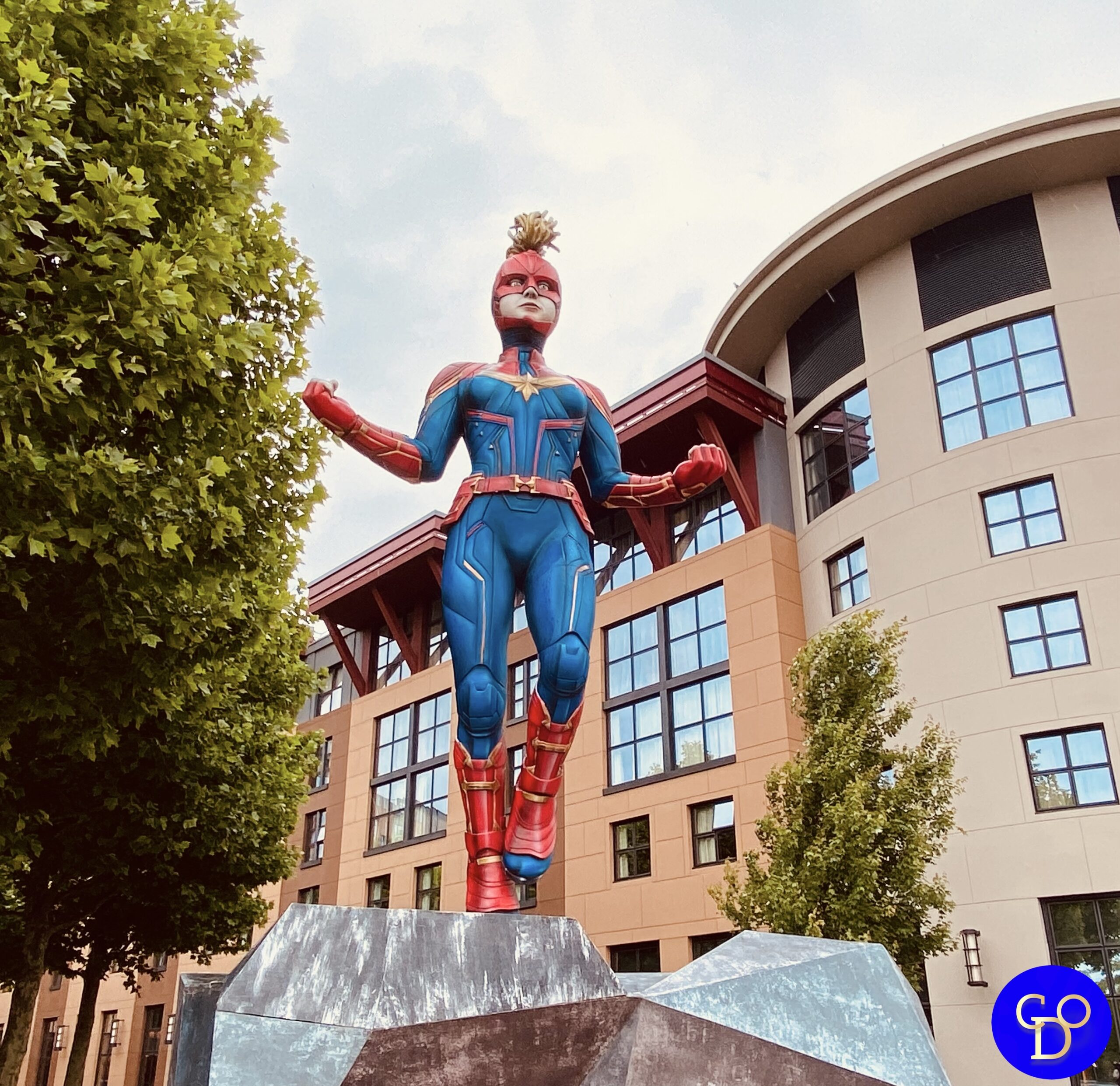 Hotels Disneyland Paris explorez la magie des hôtels les offres des hôtels de DisneylandParis et leur prestations / Photo de l'hôtel New-York the Art of Marvel - photo aile Sud - L’Empire State club résidant à l’hôtel New-York The Art of Marvel l’hôtel New-York The Art of Marvel